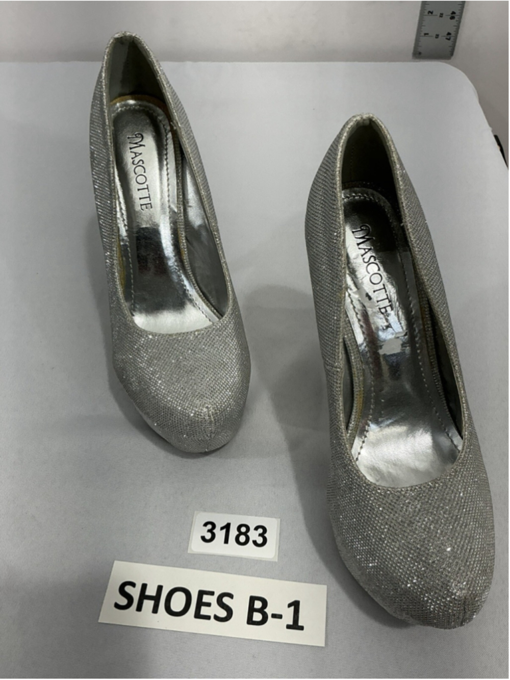 Womans Mascotte Linda Size 9 Silver Sparkly Slip On Platform Stiletto Pumps